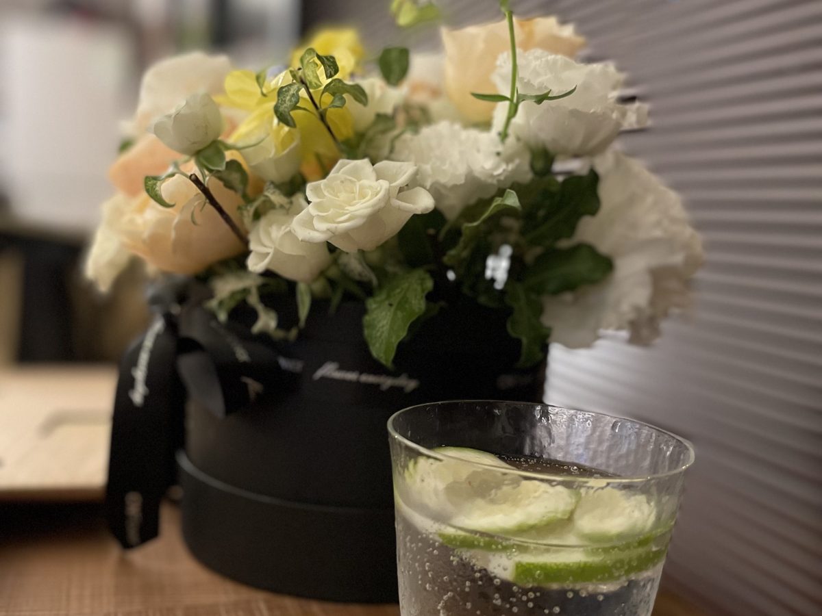 旋轉們一隅系列–木桌